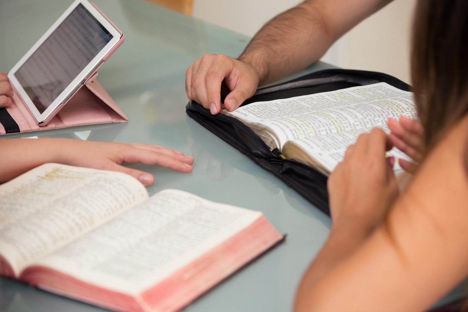 Movimentos da igreja: reforma, pentecostalismo e neopentecostalismo