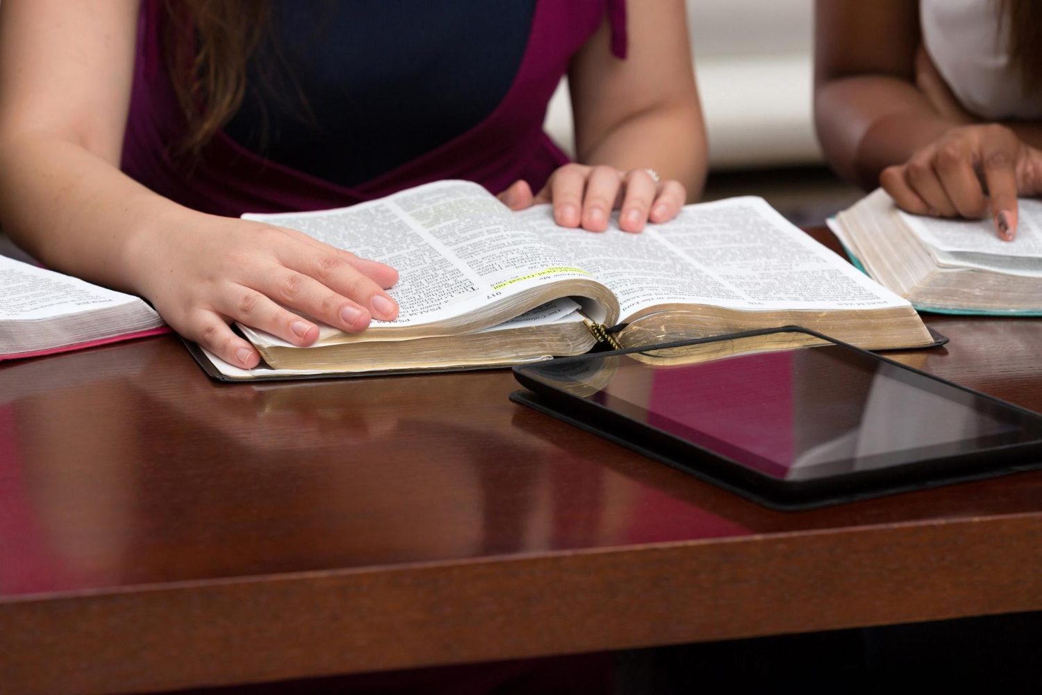 Como criar um plano de leitura bíblica que realmente funcione para você